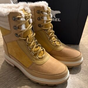 Sorel Women's Lennox Lace Cozy Stacked Waterproof NL4842-712 size 9.5